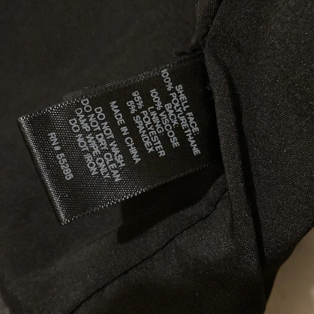 BNWT Black Rivet Faux Leather Top - Picture 6 of 6